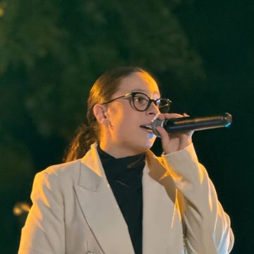Mariana Maia Música - Amares - Pianista