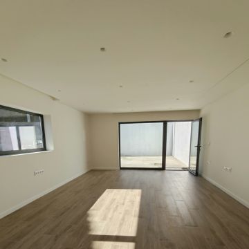 Kolli Obras  Remodelação & Interiores - Póvoa de Varzim - Pintura Exterior