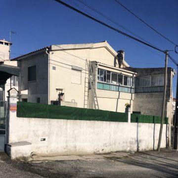 TELLES PINTURAS - Setúbal - Crib Assembly