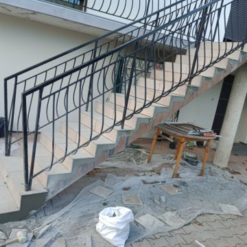 FORMAS E NORMAS, Lda. - Amadora - Fußboden