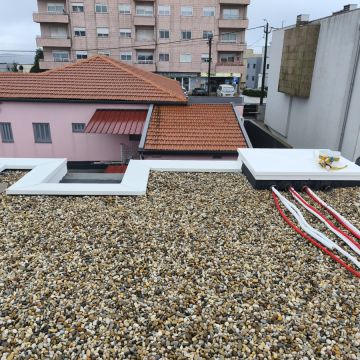 Ivan - Gondomar - Installation de chatière ou trappe pour animaux de compagnie