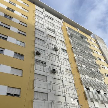 Sarba’s paint - Lisboa - Teñir plataformas
