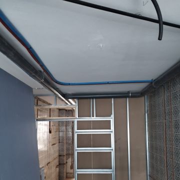 REFCON CONSTRUÇÕES E REFORMAS LDA - Monção - Instalação, Reparação ou Remoção de Revestimento de Parede