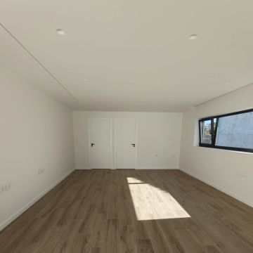 Kolli Obras  Remodelação & Interiores - Póvoa de Varzim - Instalação de Cerca para Cães