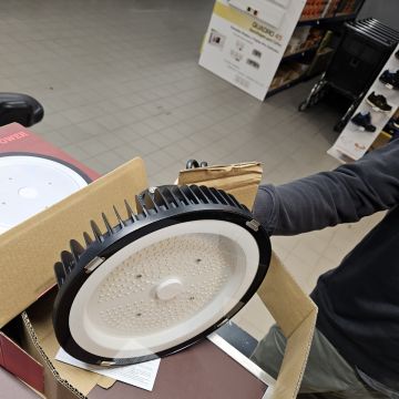 Jorge Henriques - Câmara de Lobos - Stromgenerator reparieren