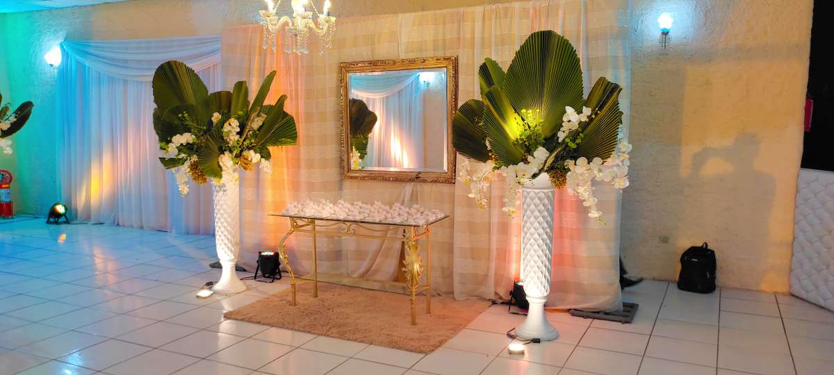 Rajiv Ravi - Lisboa - Wedding Florist