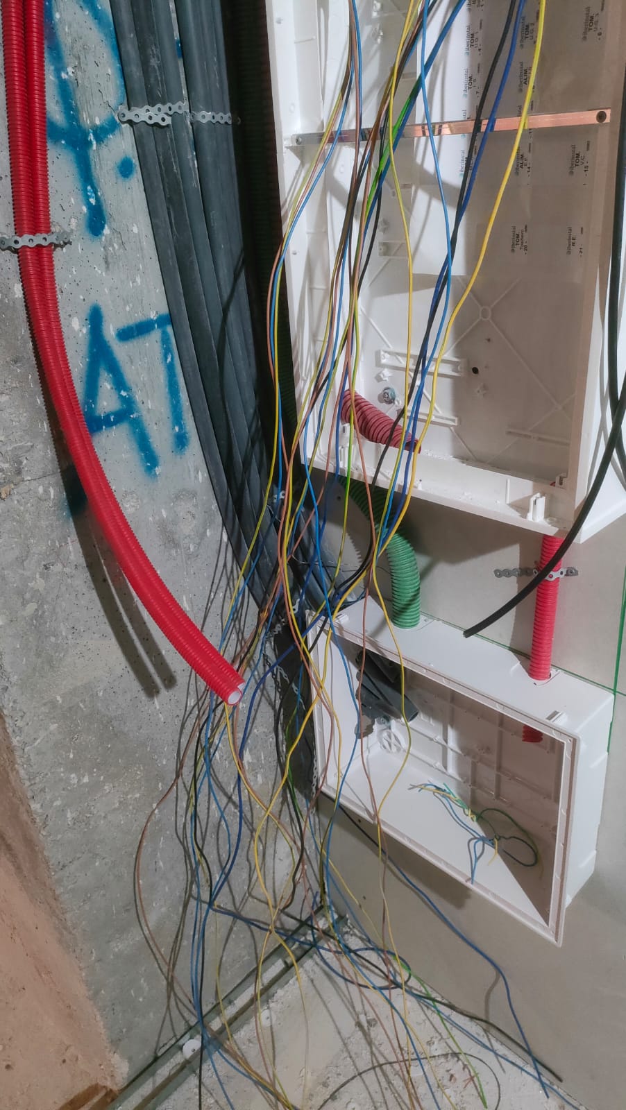 Fixcasa Lisboa - Lisboa - Reparación y mantenimiento de cubiertas para patios