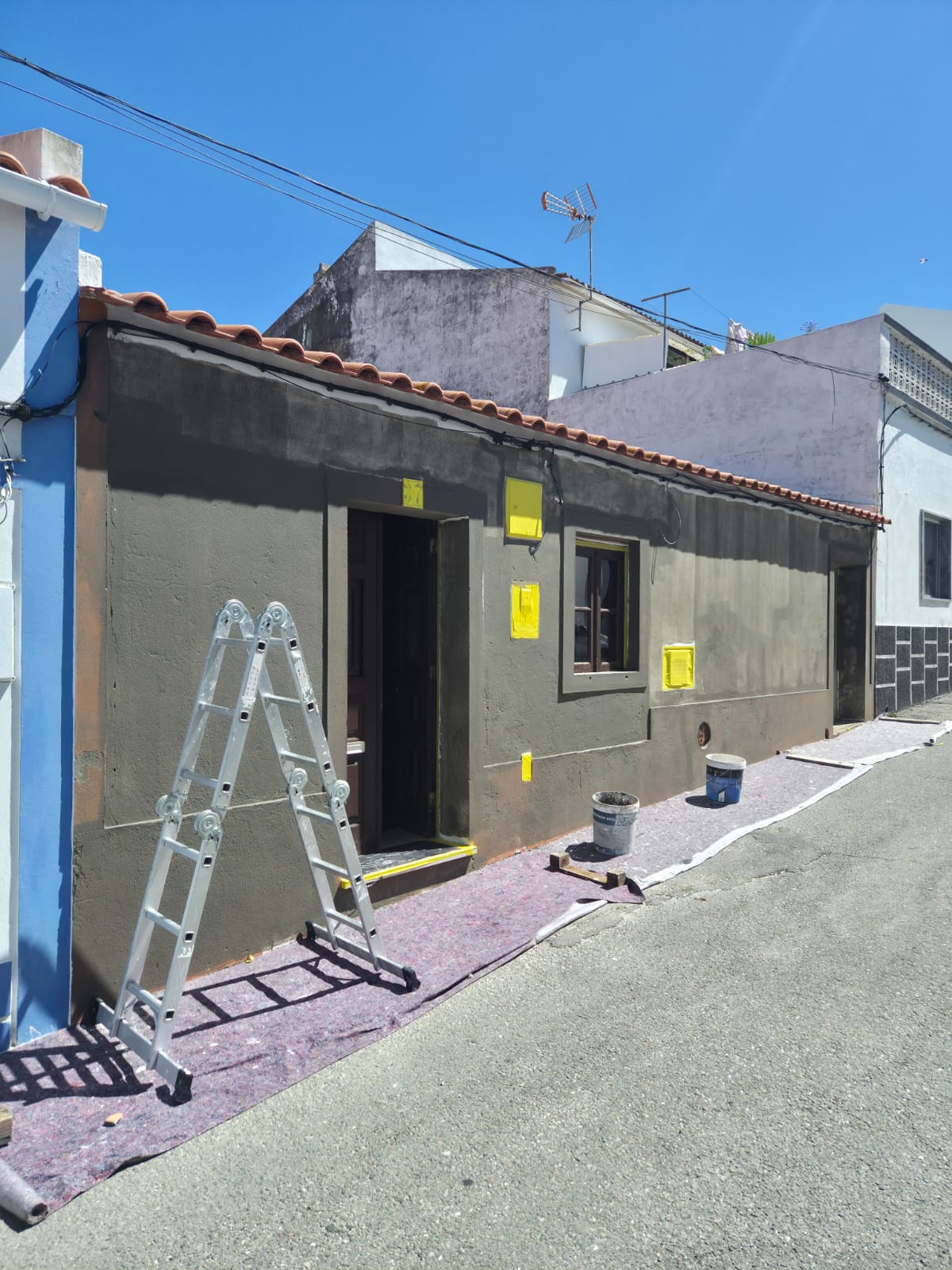 Roof Washing/CJA PINTURA PROFISSIONAL - Odemira - Concrete Flooring Installation