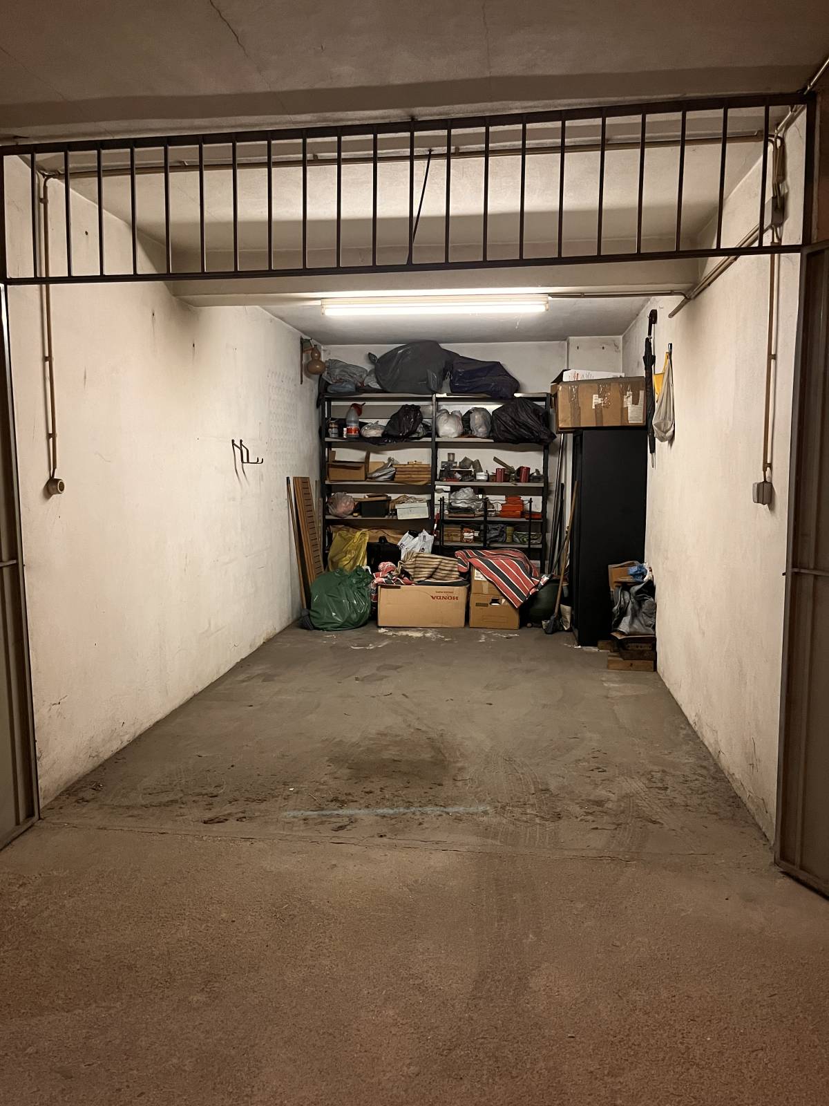 Garage Cleaner - Domestic Services