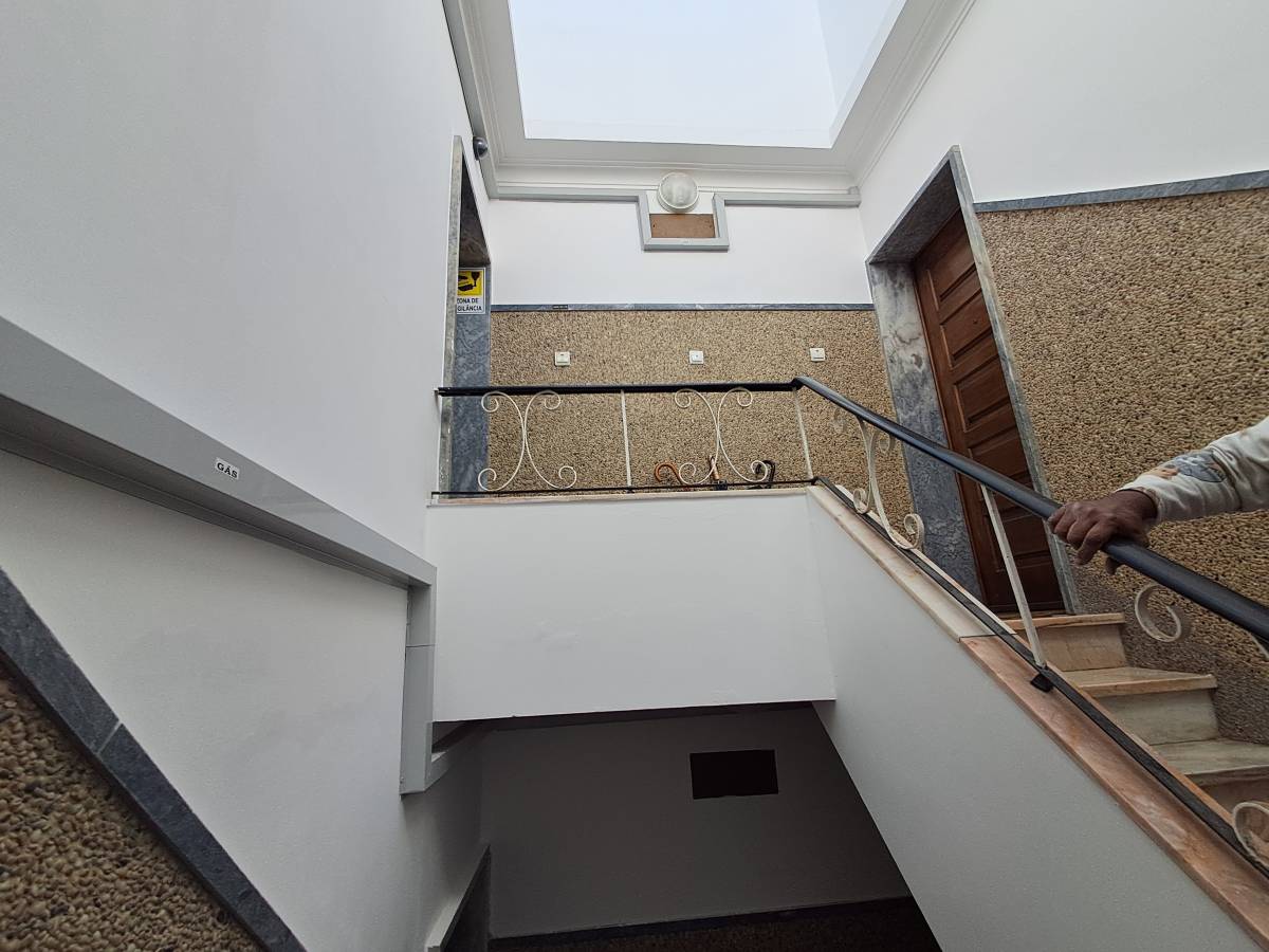 Daniel Rocha dos Reis - Cascais - Exterior Painting