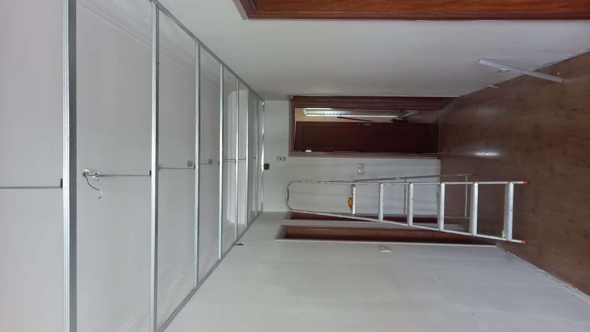 Webert - Almada - Vinyl or Linoleum Installation