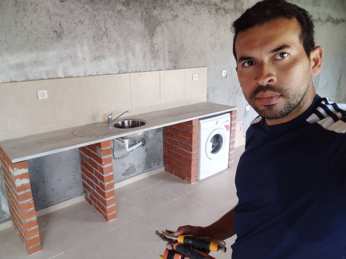 RENOVA CONSTRUÇÕES - Castelo Branco - Dachbau oder -austausch