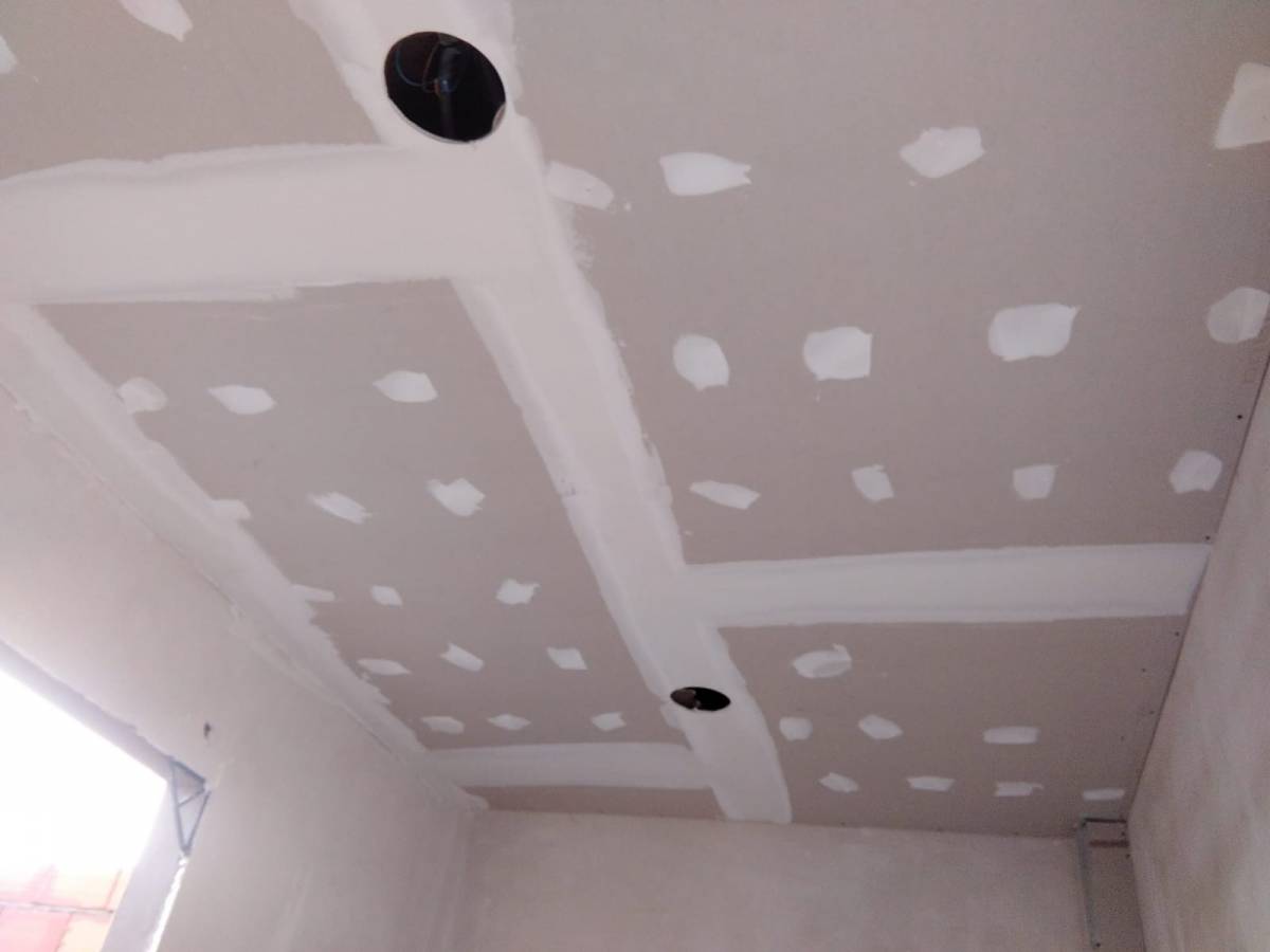 Cristian Peralta - Lamego - Drywall Repair and Texturing