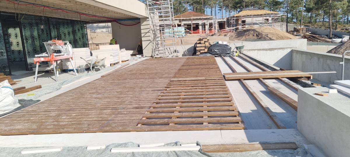 Silveira - Alcobaça - Fitnessgeräte montieren