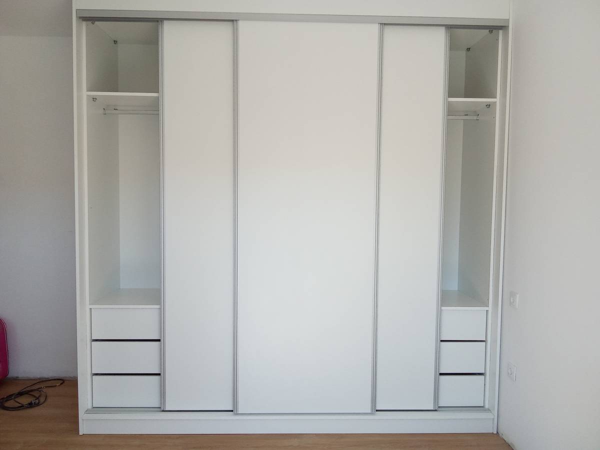 Marcenaria HEPAKE móveis - Paços de Ferreira - Remodelação de Armários