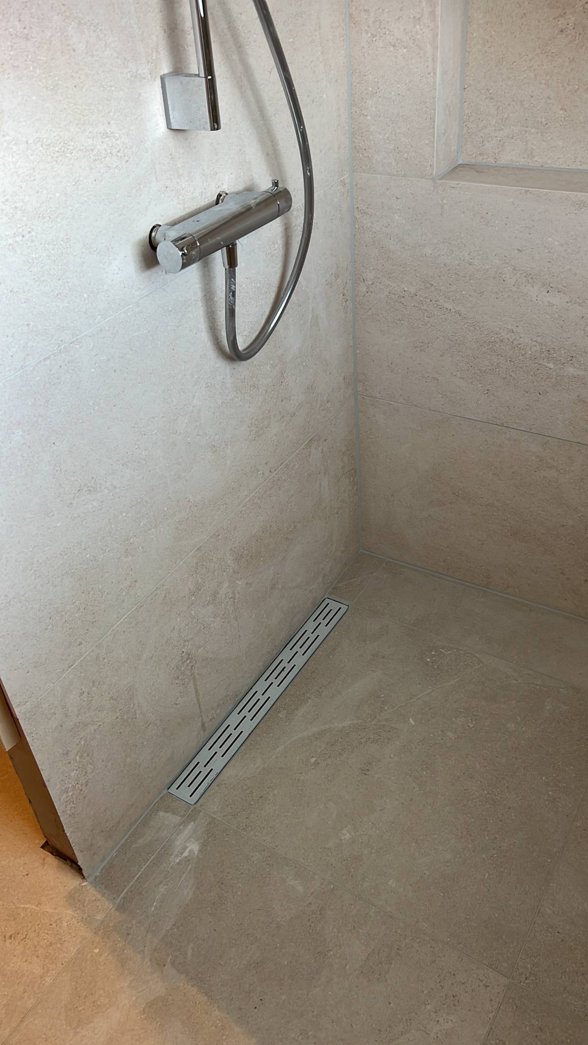 Galheirobouw construção - Portimão - Concrete Flooring Installation