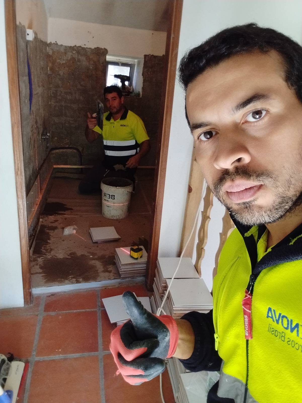 RENOVA CONSTRUÇÕES - Castelo Branco - Pavillon aufbauen