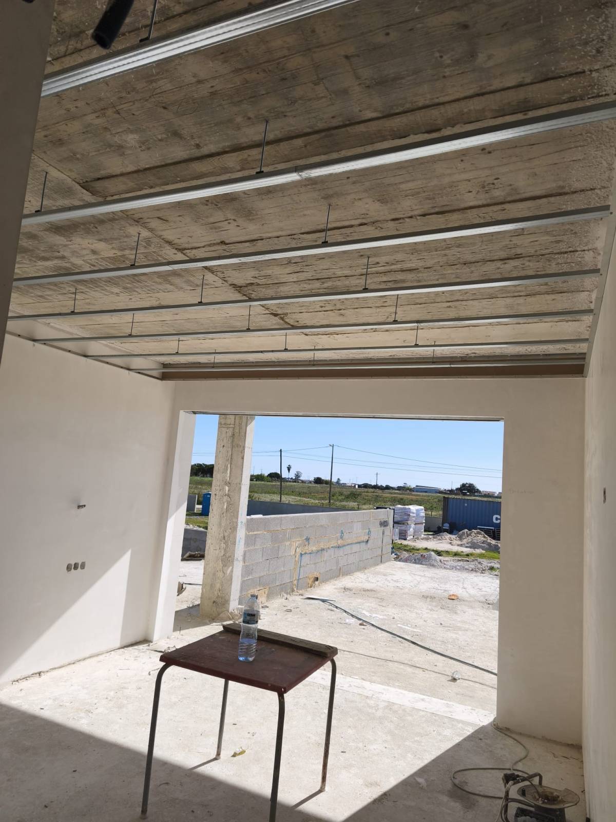Plantel Versátil LDA - Torres Vedras - Remodel a Room