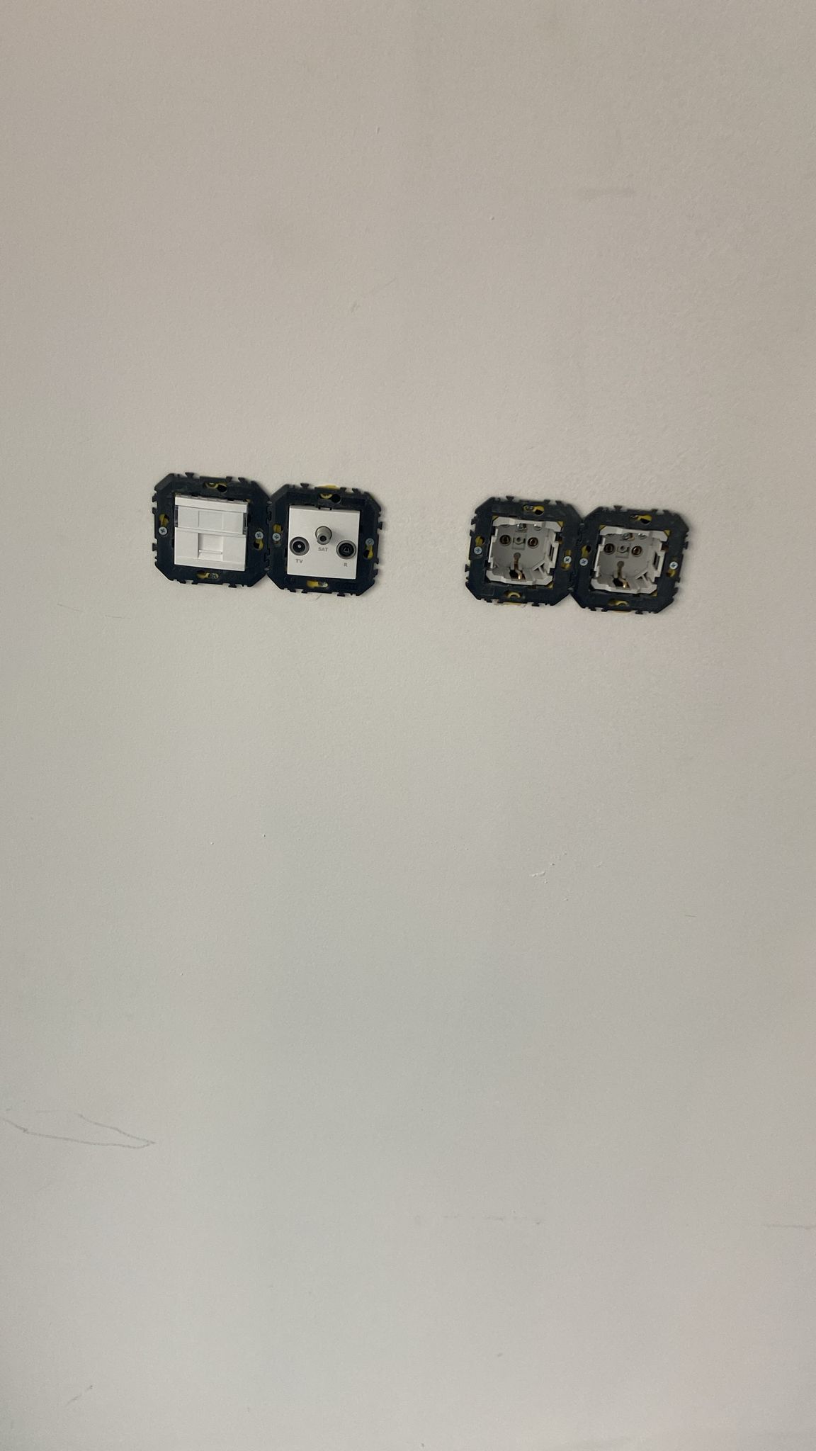 Fixcasa Lisboa - Lisboa - Reparación de teléfonos o tabletas