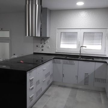 JRcarpintaria - Sesimbra - Installation de portes