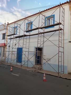 Roof Washing/CJA PINTURA PROFISSIONAL - Odemira - Hardwood Floor Refinishing