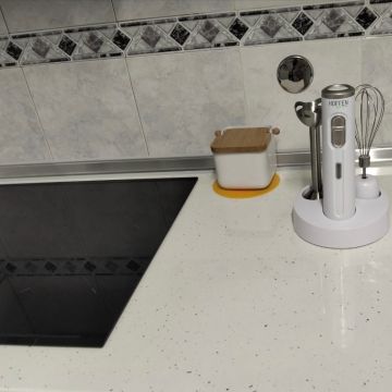 Fábrica das Limpezas - Cuidados da casa e da Familia -  Babysitting - Lisboa - House Sitting