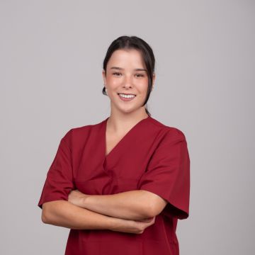 Ana Santos, Enfermeira Veterinária - Porto - Pet Sitting