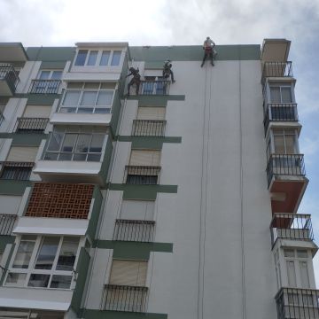 Europa construções e trabalhos verticais - Loures - Stone or Tile Flooring Installation