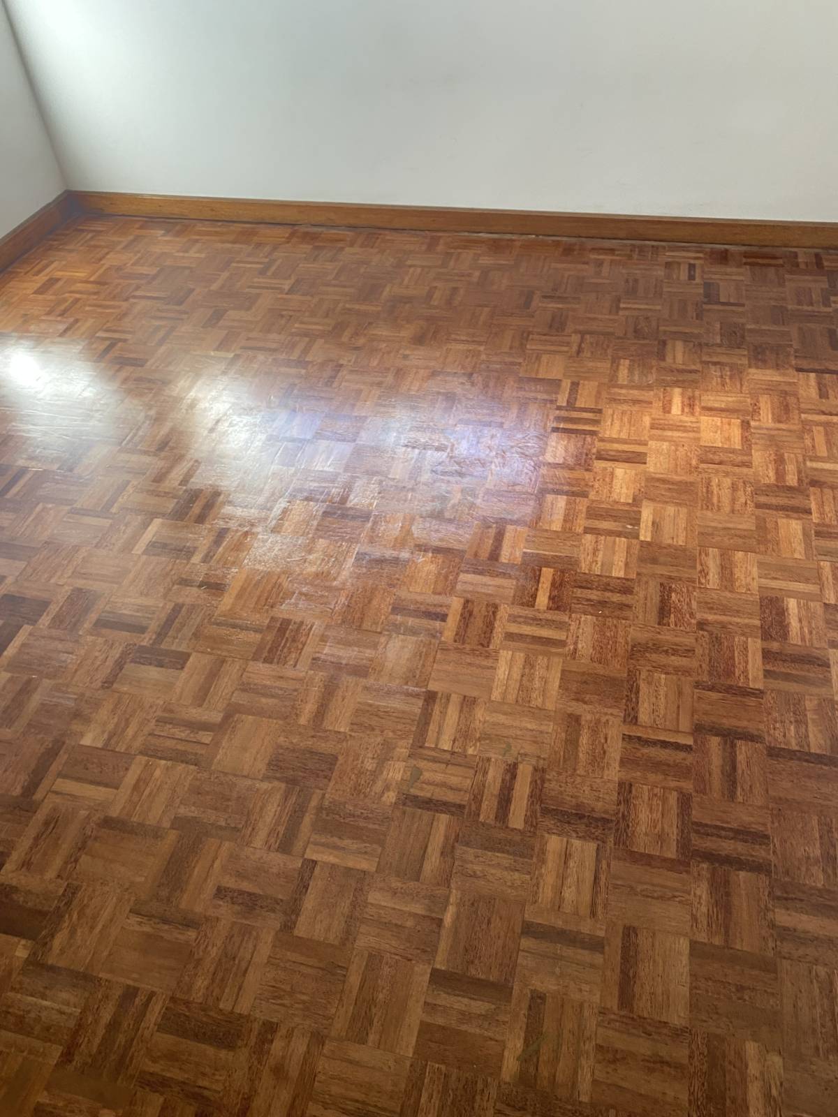 Marcio Tazi - Porto - Reparación de suelos de madera o reemplazo parcial