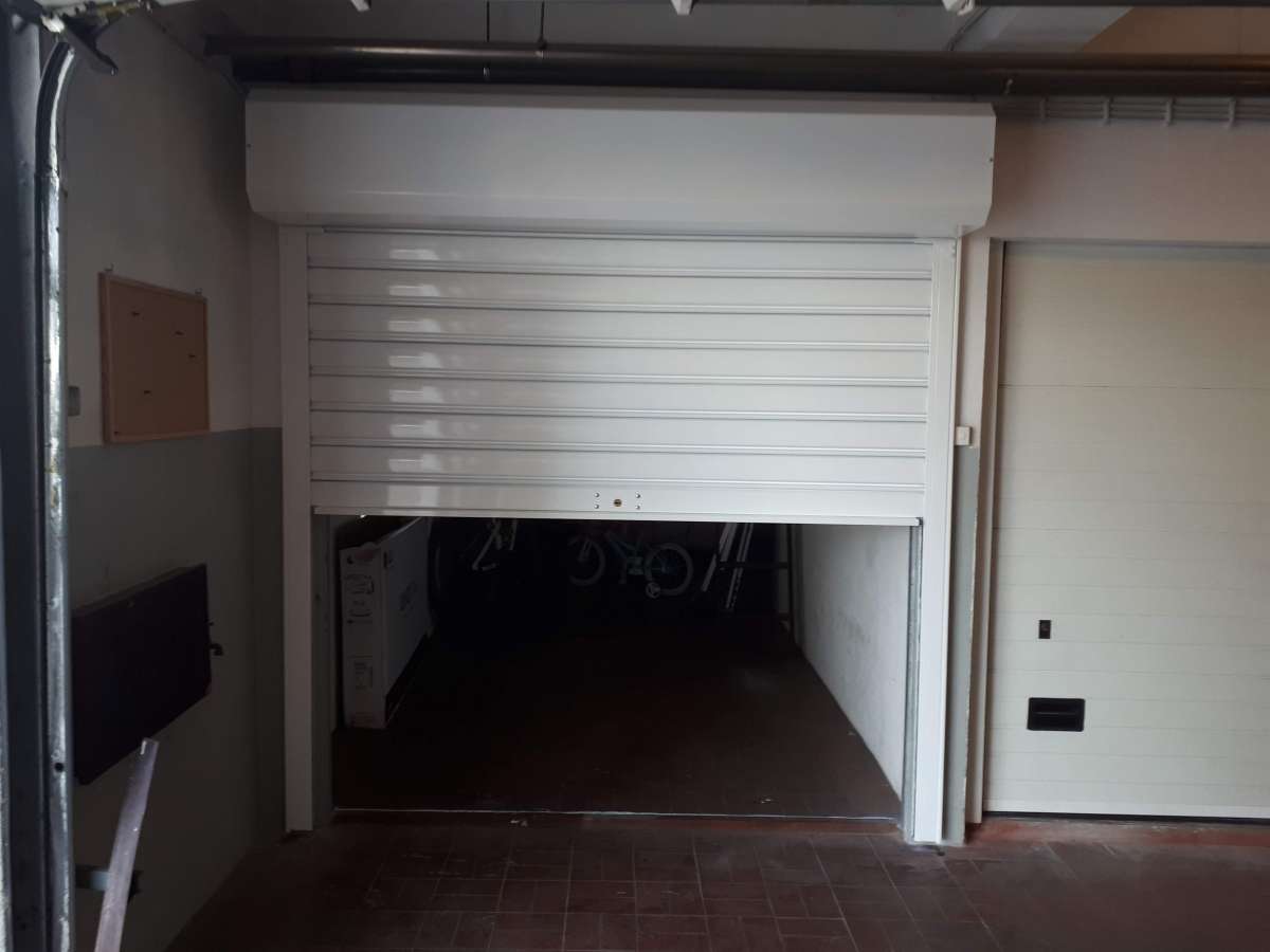 Joaquim Fernando Da Cruz Cláudio - Azambuja - Instalação ou Substituição de Portão de Garagem