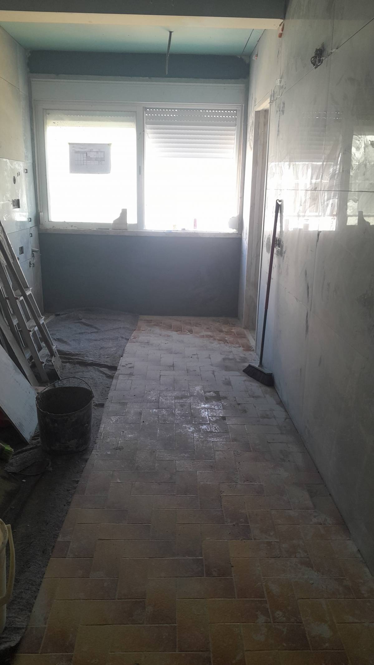 Construção civil - Almada - Interior Wall Addition