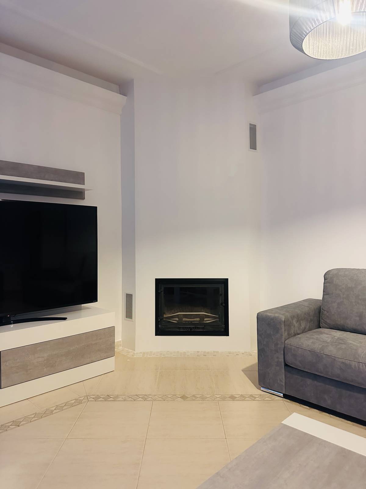 Geral Solutions - Sintra - Instalação, Reparação ou Remoção de Revestimento de Parede