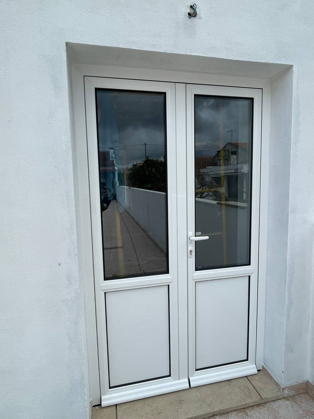 MONTEZ & ANDRADE LDA - Almeirim - Shutter Installation