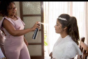 Helkia Borges - Almada - Wedding Hair Styling