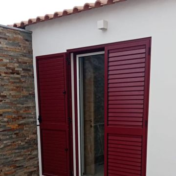 MONTEZ & ANDRADE LDA - Almeirim - Balcony Glazing Installation