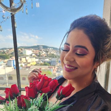 Helkia Borges - Almada - Event Hair Styling