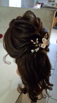 Helkia Borges - Almada - Hairdressers and Makeup Artists
