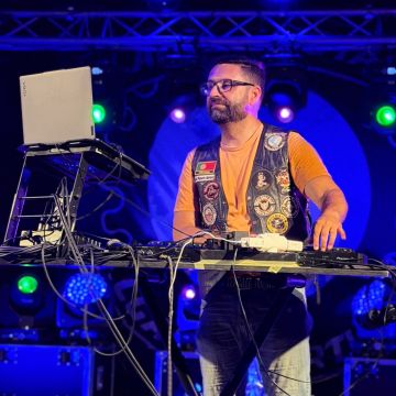 DJ Nuno Martin - Loulé - Alquiler de equipos de iluminación para eventos