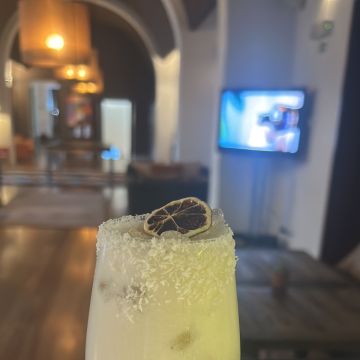 Débora Gomes Bar e Mixologia - Évora - Camareros y ayudantes de eventos