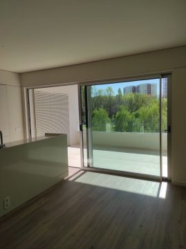 Hope Professional Cleaning and Services - Porto - Montagem de TV