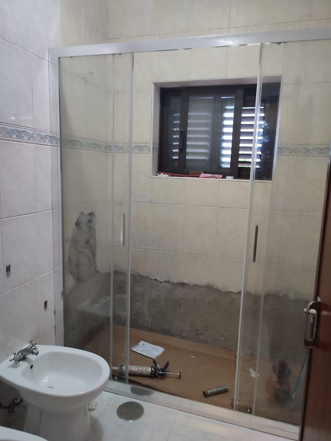 Lucas Andrade Bastos - Vila Nova de Gaia - Demolition Services