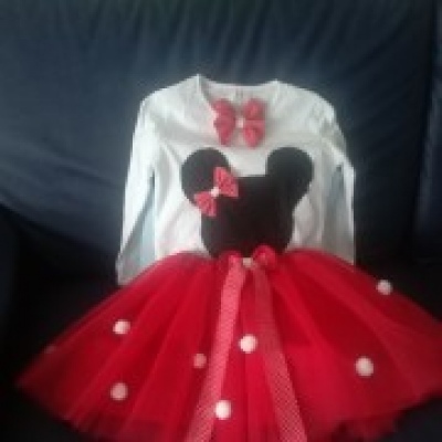 Nina Lopes - Loures - Custom Clothes Design