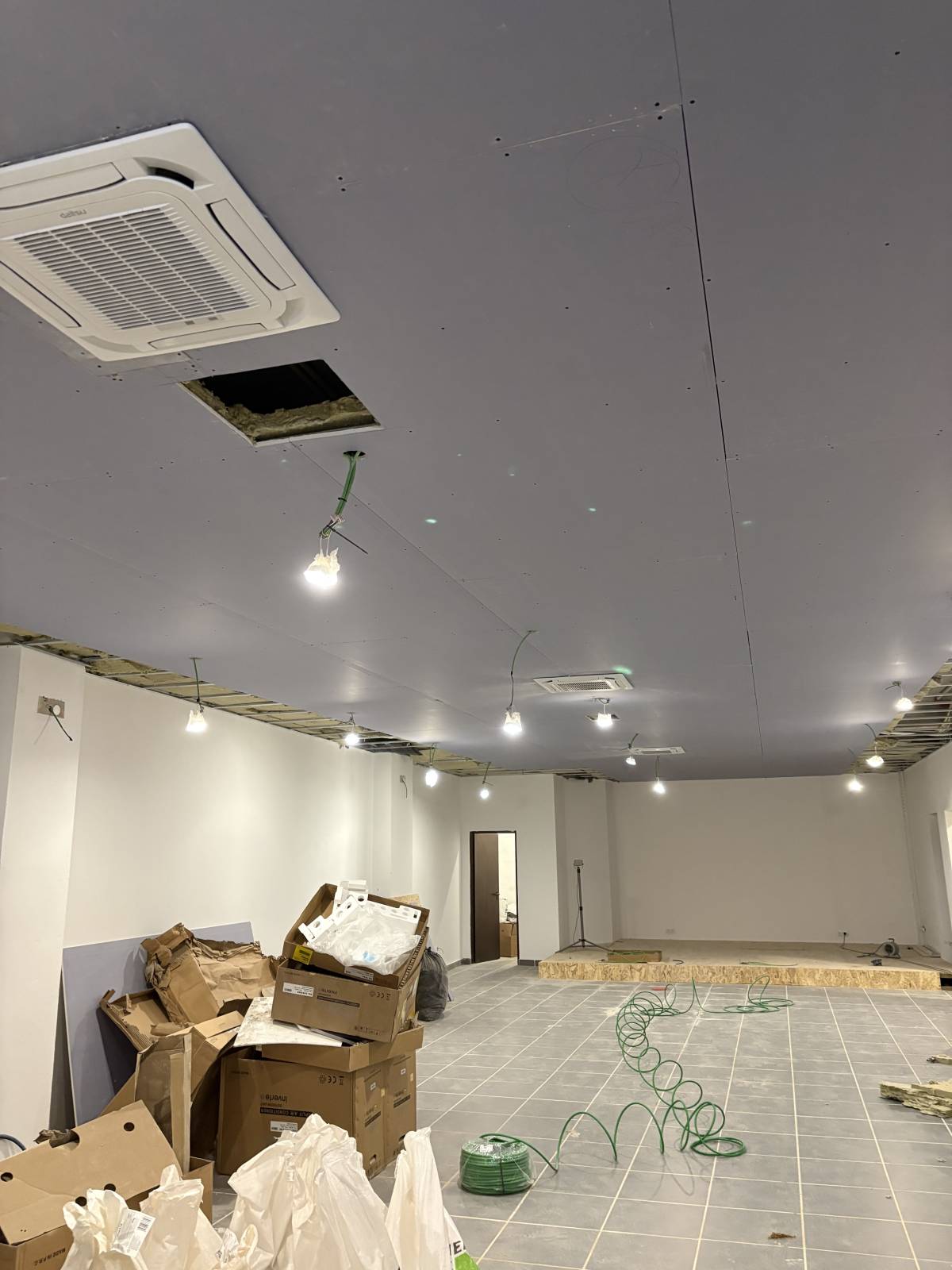 Brisatec - Cascais - Zentrale Klimaanlage reparieren