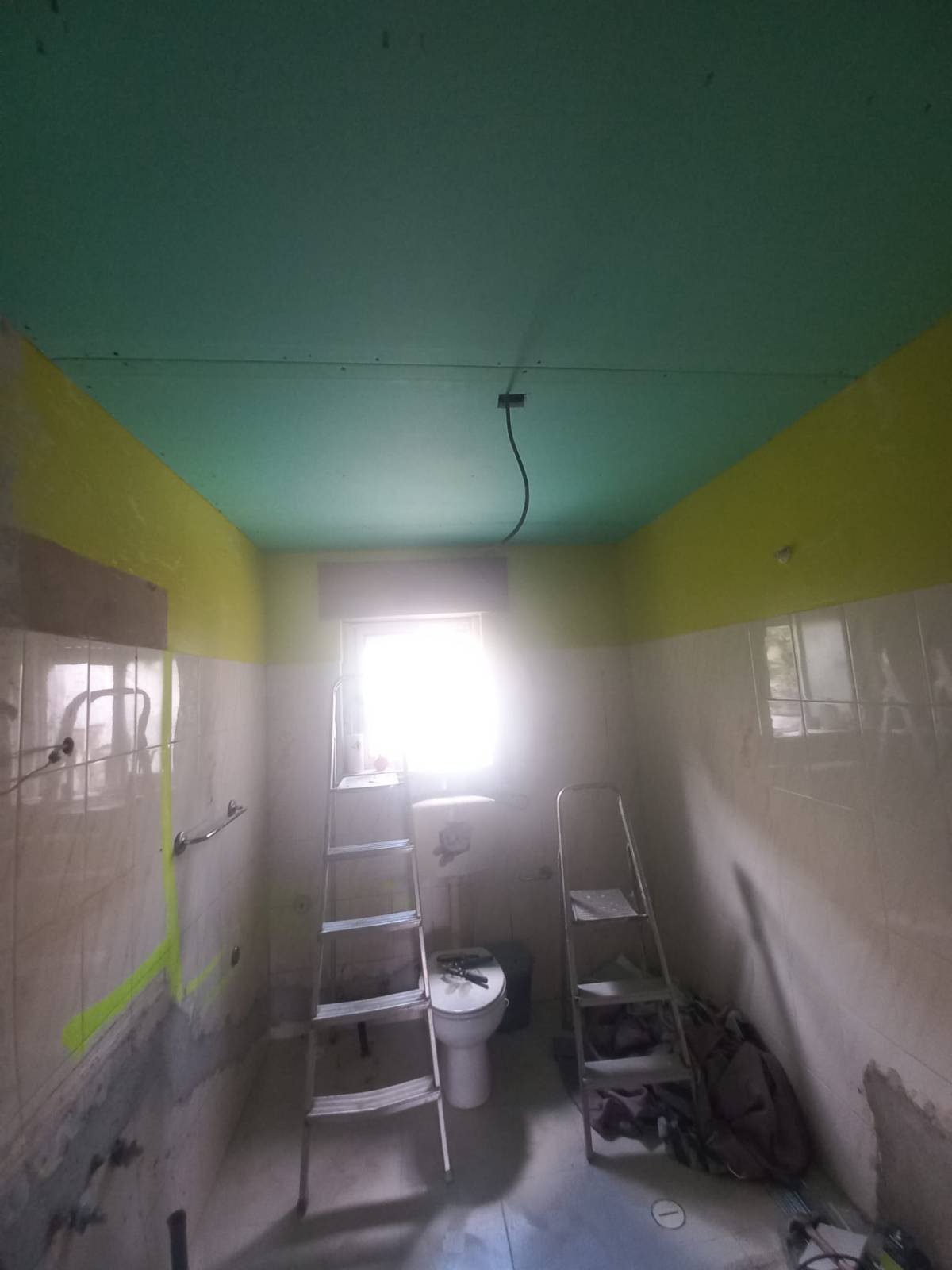 Hogar renovado - Odivelas - Pintar armarios