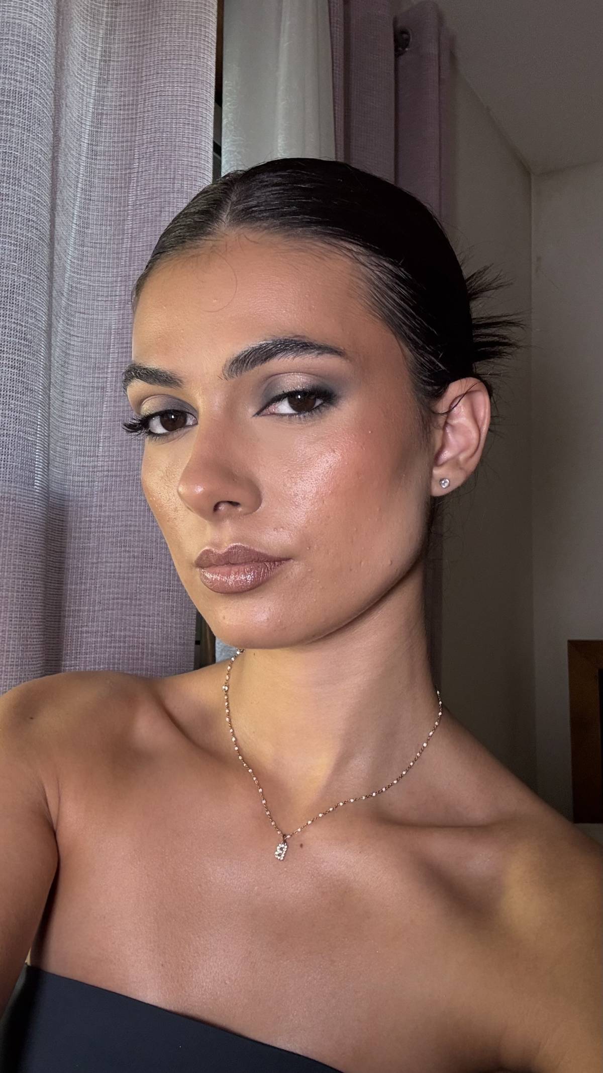 Babi Ribeiro | MAKE-UP ARTIST - Amares - Friseure und Make-up Artists