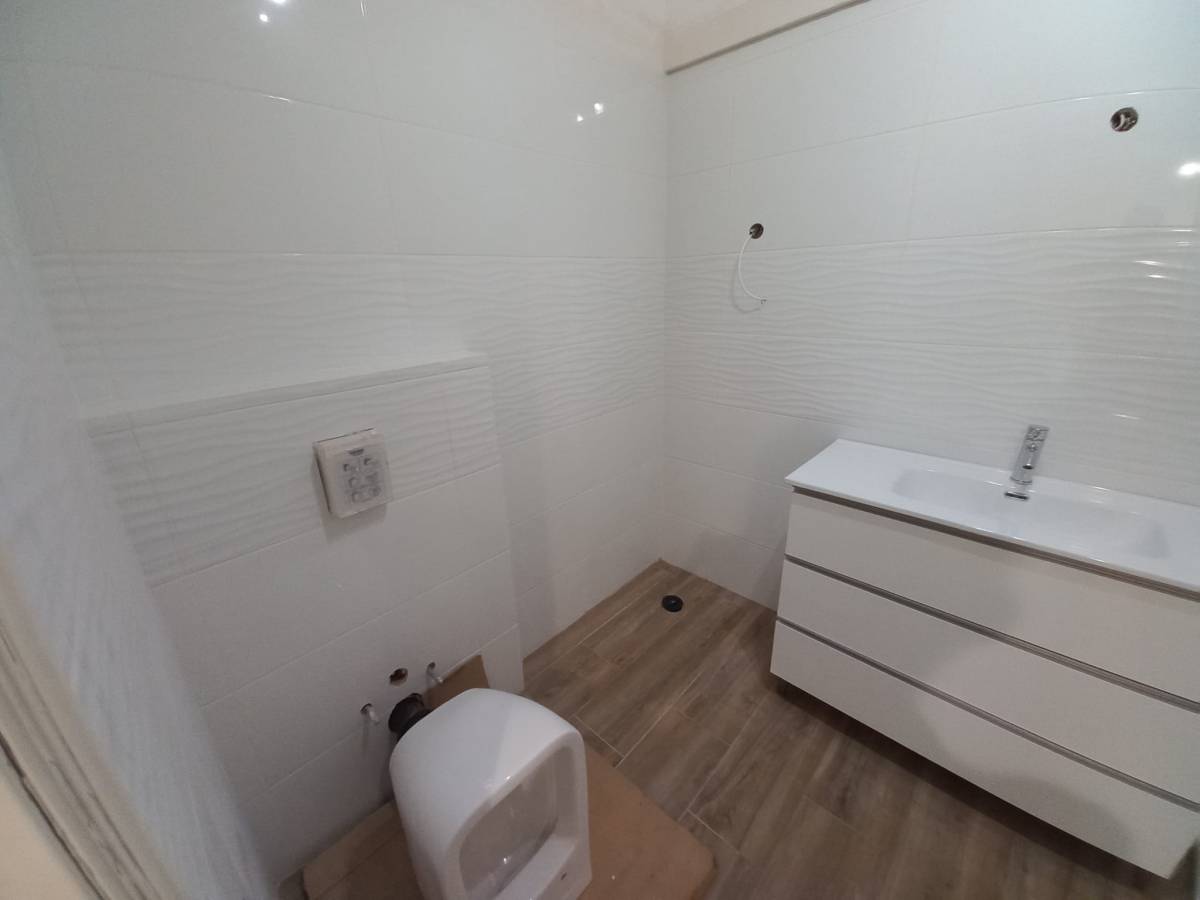 Hogar renovado - Odivelas - Pintar puertas