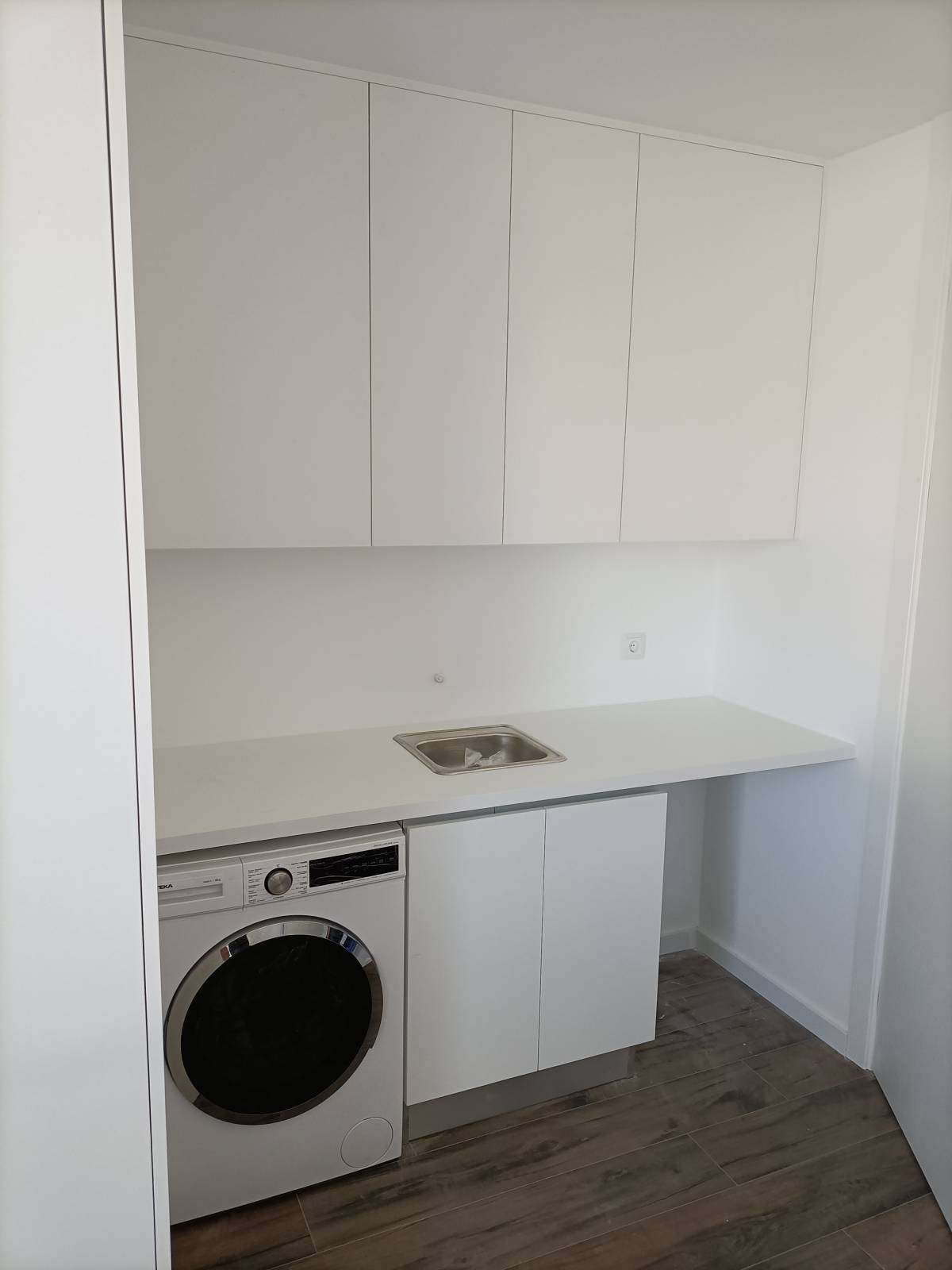 Carpintaria NMP MÓVEIS,LDA - Seixal - Hausbau