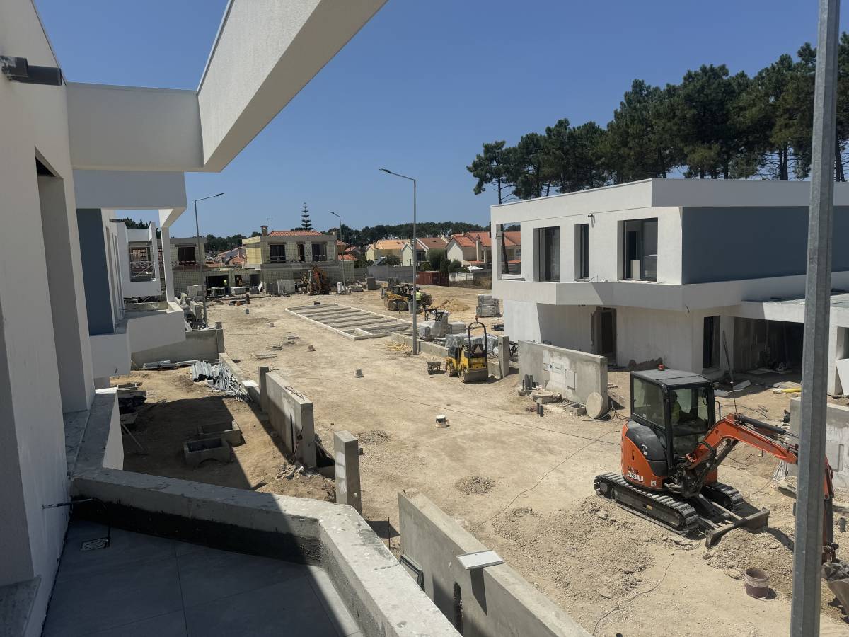 Zacarias - Seixal - Instalação, Reparação ou Remoção de Revestimento de Parede