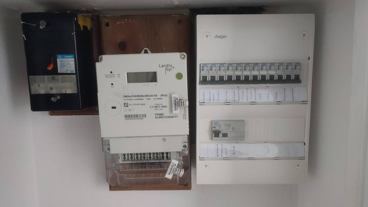 Intensional - Instalações Elétricas e Manutenção - Matosinhos - Automação Residencial e Domótica