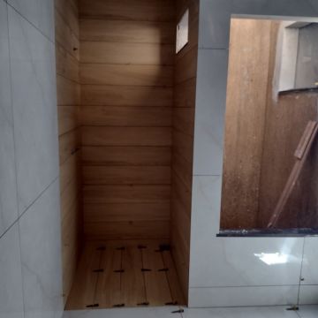 Sou especialista em ladrilhos em geral a mais de 15 anos no ramo, acabamentos de primeira - Torres Novas - Attic Remodel
